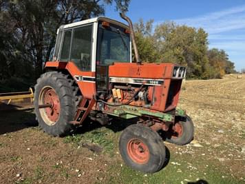Main image International Harvester 1086